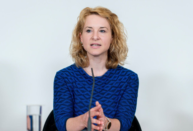 Eva-Maria Holzleitner